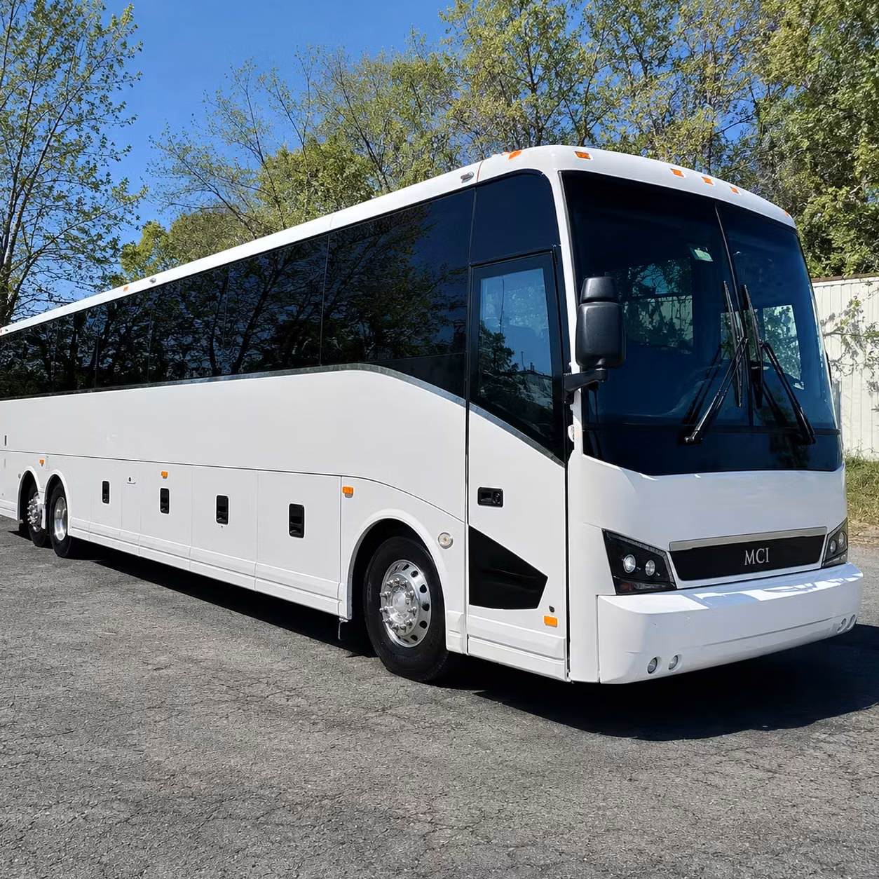 concert buses that run to detroit cleveland and columbus from toledo