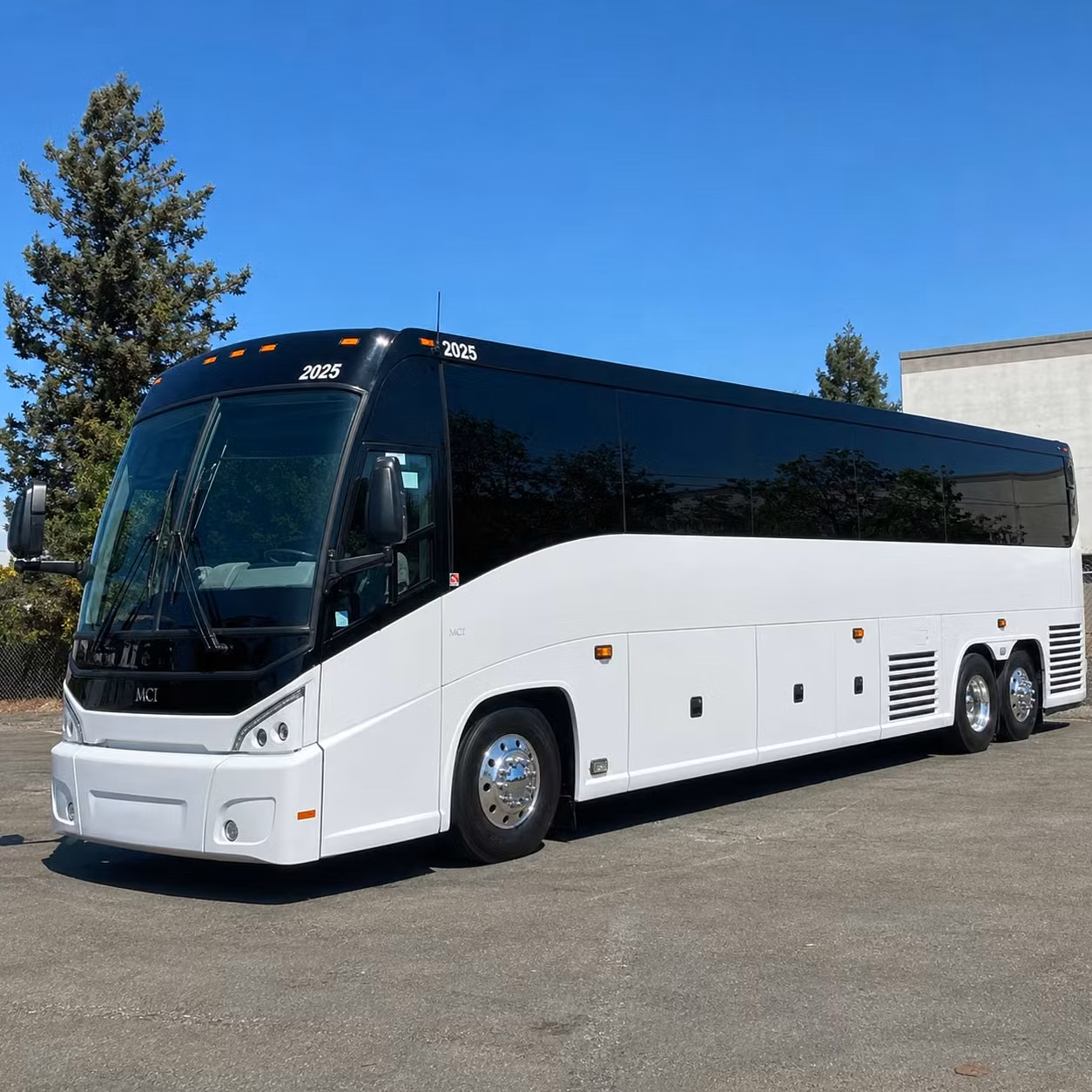 funeral transportation and graveside service shuttles in toledo