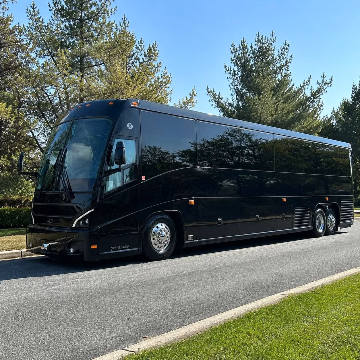 need a charter bus to detroit metro airport from toledo