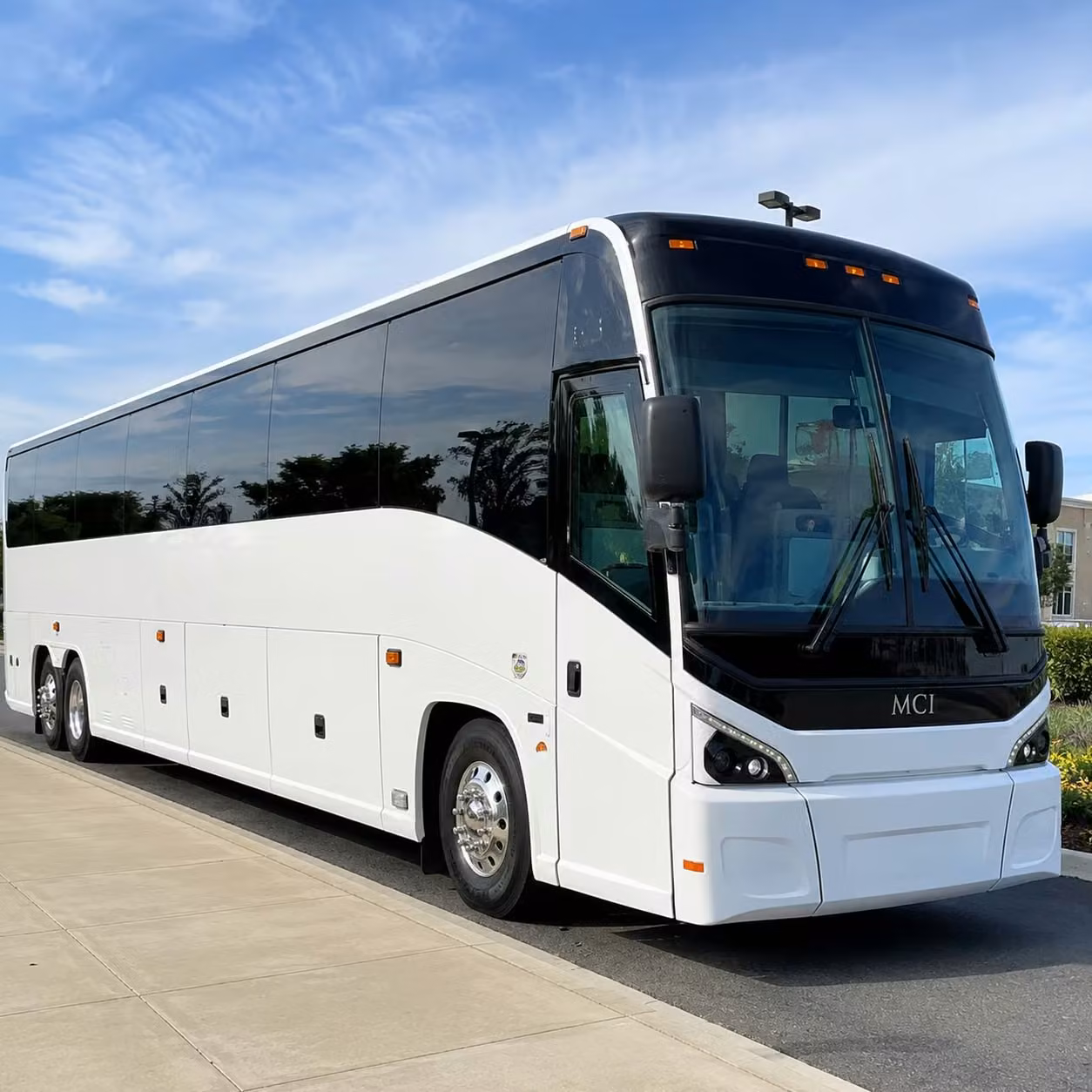 outdoor festival and amphitheater concert shuttle buses in toledo