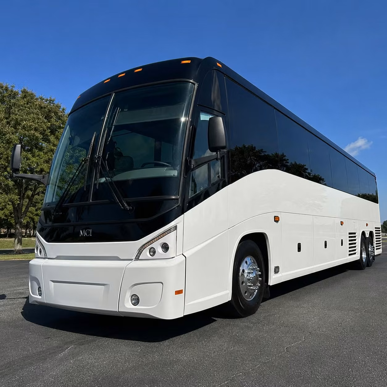 senior ministry transportation and accessible bus rentals in toledo
